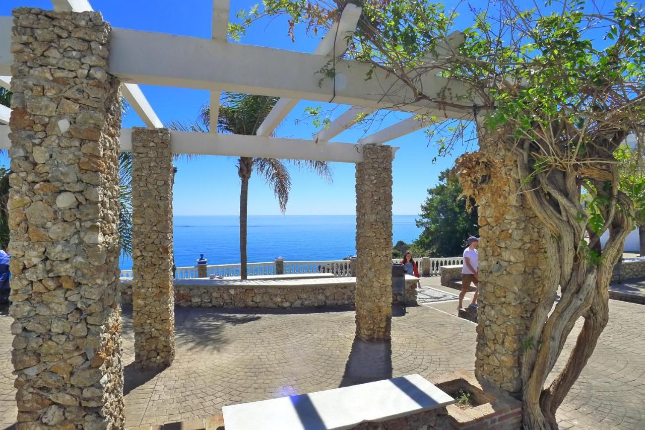 R838 Capistrano Playa 213 Apartment Nerja Exterior foto